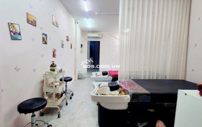 Mặt Tiền Kinh Doanh khu Út Tịch Hoàng Việt, P.4 Tân Bình. 3.4x10m, 2 Tầng Sổ A4, Chỉ 9 tỷ TL .